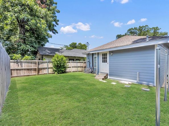 925 S Brighton Avenue , Dallas Texas 75208