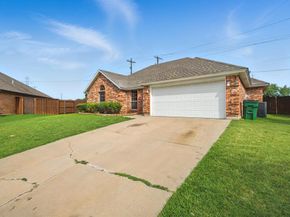 5601  Fairway Circle , Haltom City Texas 76117