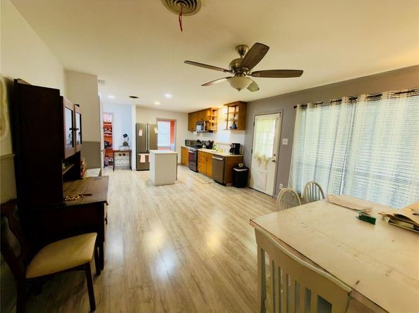 2602  Ridgecrest Drive , Garland Texas 75041