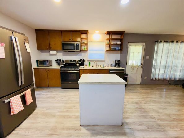 2602  Ridgecrest Drive , Garland Texas 75041