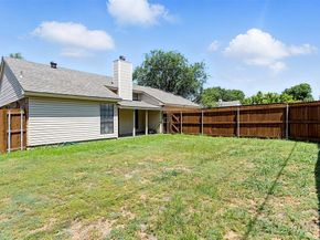 704  Timberbend Trail , Allen Texas 75002
