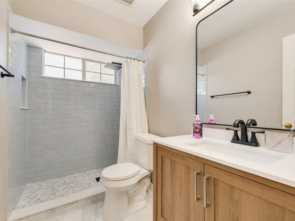 1129  Secretariat Drive , Grand Prairie Texas 75052