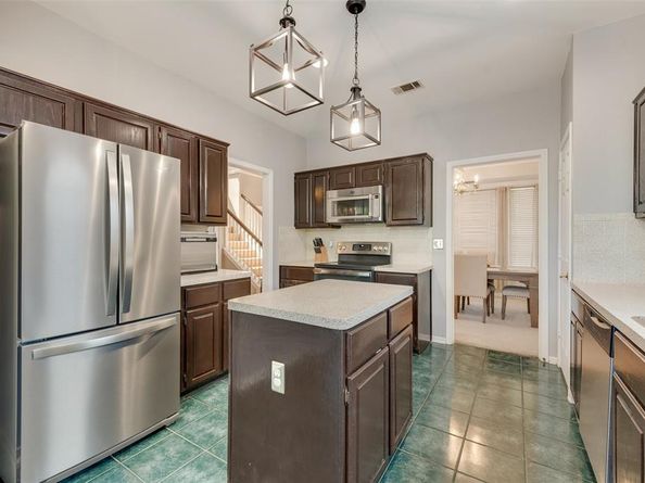 1129  Secretariat Drive , Grand Prairie Texas 75052