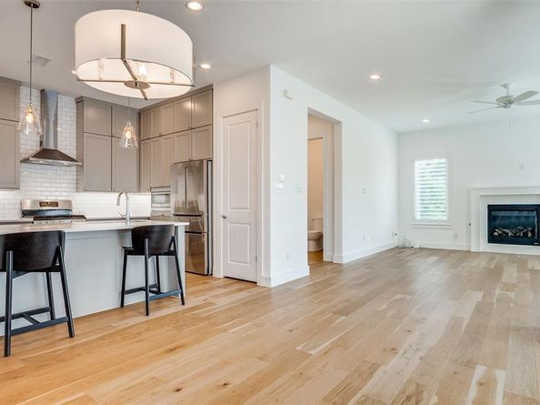 2216  Scenic Bluff Drive , Fort Worth Texas 76111