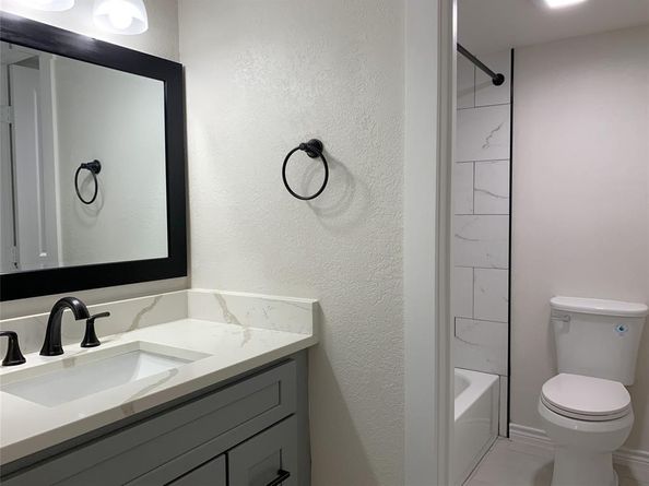 9803  Walnut Street  107, Dallas Texas 75243