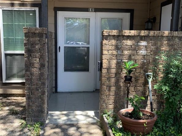 9803  Walnut Street  107, Dallas Texas 75243