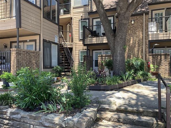 9803  Walnut Street  107, Dallas Texas 75243