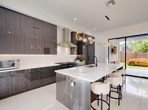 3828  Eaton Drive , Dallas Texas 75220