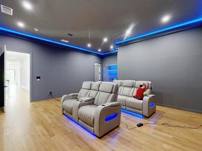 3828  Eaton Drive , Dallas Texas 75220