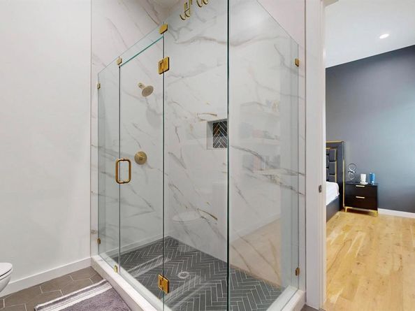 3828  Eaton Drive , Dallas Texas 75220