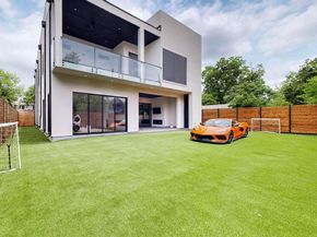 3828  Eaton Drive , Dallas Texas 75220