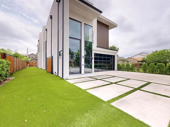 3828  Eaton Drive , Dallas Texas 75220