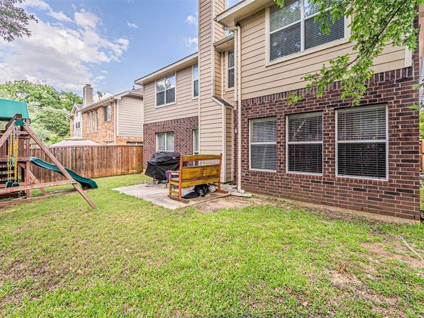 1617  Wood Ridge Court , Corinth Texas 76210