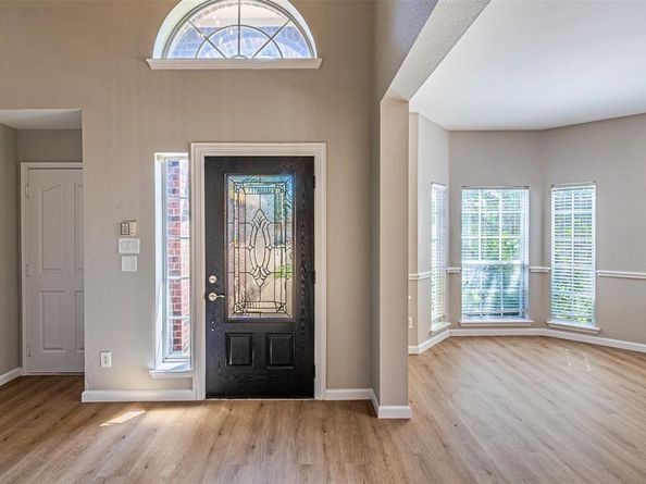1617  Wood Ridge Court , Corinth Texas 76210