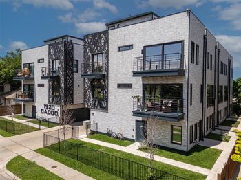 1920  Caddo Street 