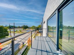 1920  Caddo Street  103, Dallas Texas 75204