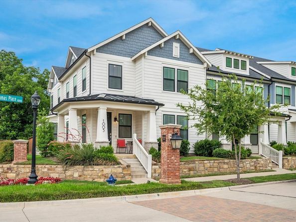 1005  Thomas Place , Carrollton Texas 75006