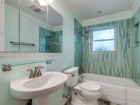 448  Parkhurst Drive , Dallas Texas 75218