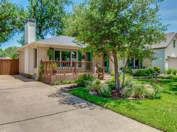 448  Parkhurst Drive 