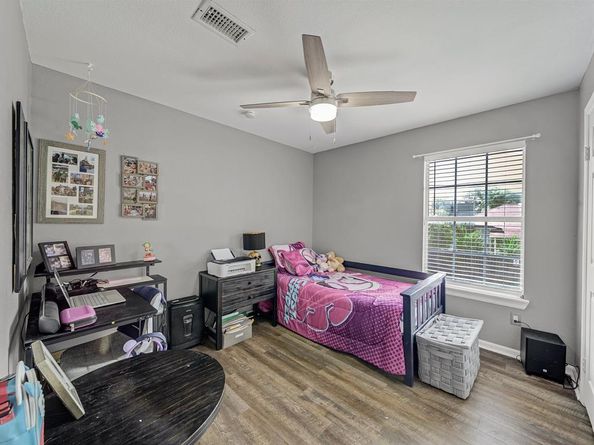 2322  Snowdon Drive , Arlington Texas 76018