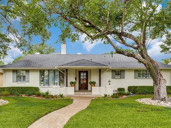 7727  La Avenida Drive 