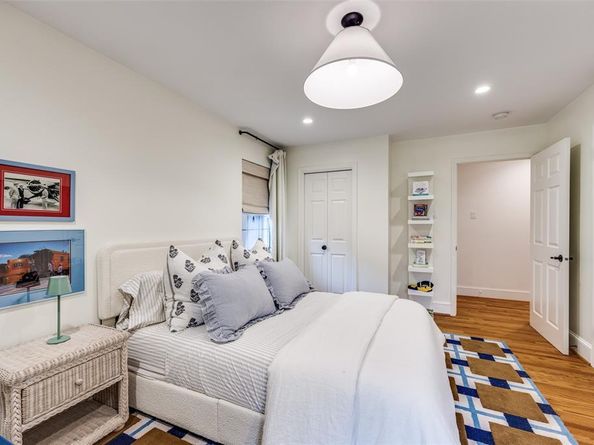 7727  La Avenida Drive , Dallas Texas 75248