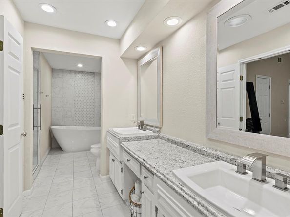 1902  Wiggs Way , Garland Texas 75043