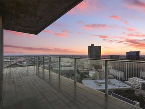 1301  THROCKMORTON Street  2401, Fort Worth Texas 76102