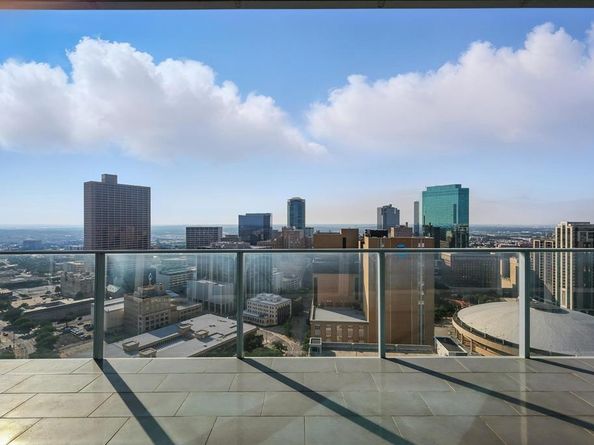 1301  THROCKMORTON Street  2401, Fort Worth Texas 76102
