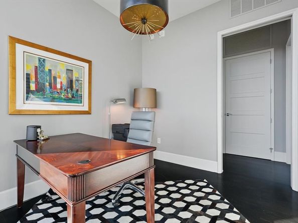 1301  THROCKMORTON Street  2401, Fort Worth Texas 76102