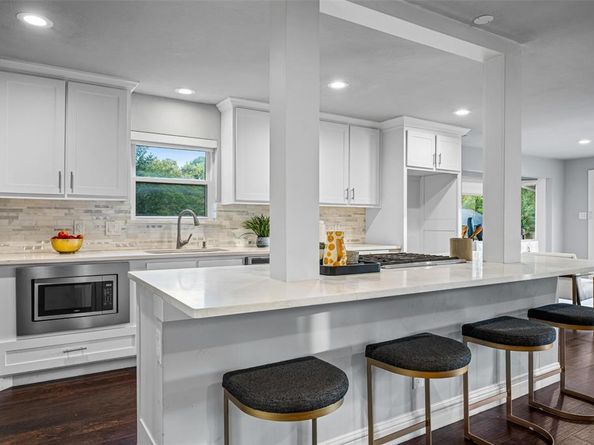12205  Brookmeadow Lane , Dallas Texas 75218