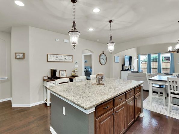 412  Spring Creek Drive , Argyle Texas 76226