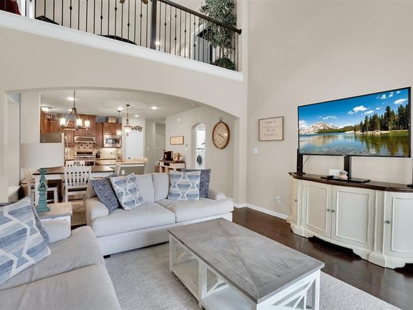 412  Spring Creek Drive , Argyle Texas 76226