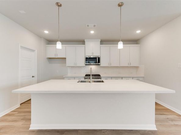 5813  Edward Drive , Celina Texas 76227