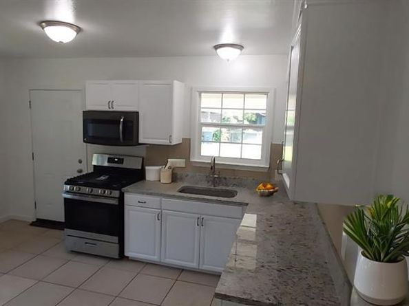 12202  Bellafonte Drive , Dallas Texas 75243
