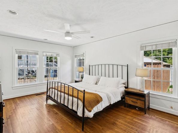 7011  Lindsley Avenue , Dallas Texas 75223