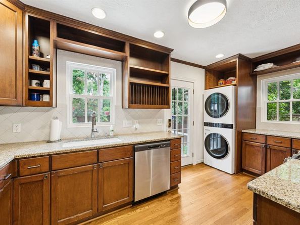 7011  Lindsley Avenue , Dallas Texas 75223