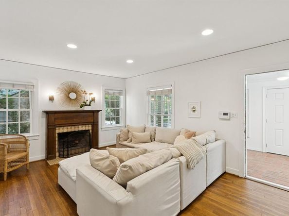 7011  Lindsley Avenue , Dallas Texas 75223