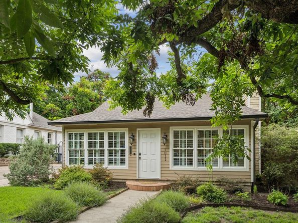 7011  Lindsley Avenue , Dallas Texas 75223