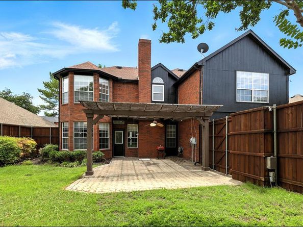 2913  Panorama Drive , Carrollton Texas 75007