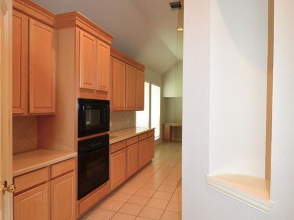 1120  Surrey Lane , Allen Texas 75013