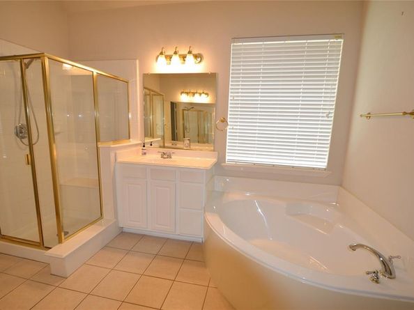 1120  Surrey Lane , Allen Texas 75013