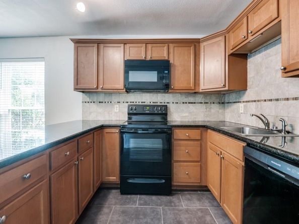 5234  Fleetwood Oaks Avenue  120, Dallas Texas 75235