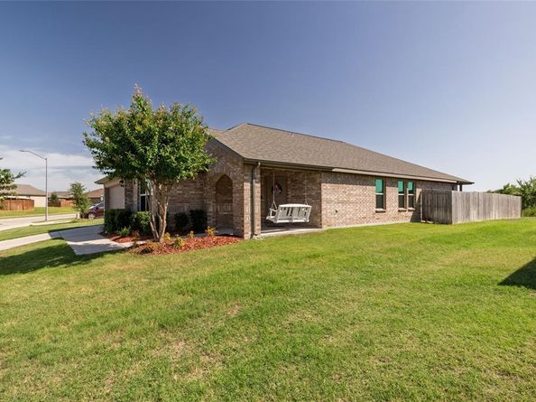 9417  Fox Hill Drive , Fort Worth Texas 76131