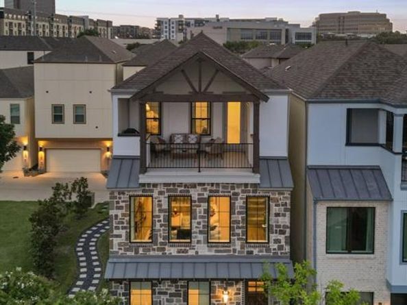 8120  Bromley Drive , Dallas Texas 75231
