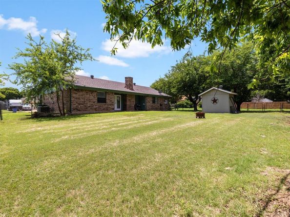 401  Nita Court , Crowley Texas 76036