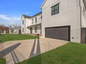 1620  Neal Street , Dallas Texas 75208