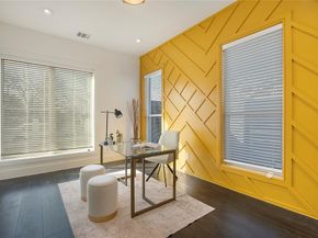 1620  Neal Street , Dallas Texas 75208