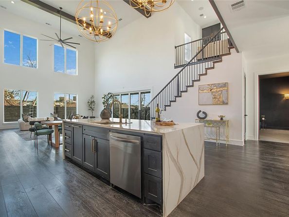 1620  Neal Street , Dallas Texas 75208