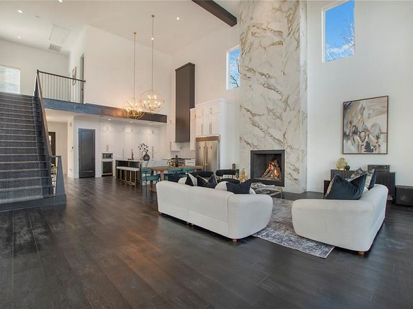 1620  Neal Street , Dallas Texas 75208